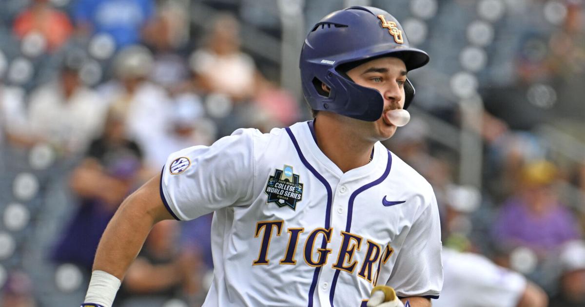 LSU baseball score vs. Arkansas: Live updates from 2025 College World ...
