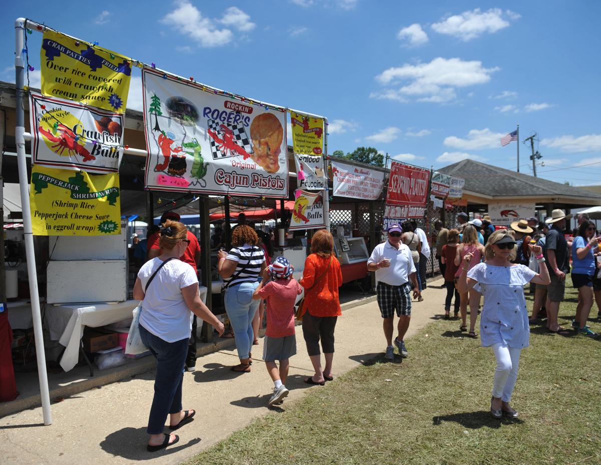 'Good feelings,' music and food Breaux Bridge Crawfish Festival starts
