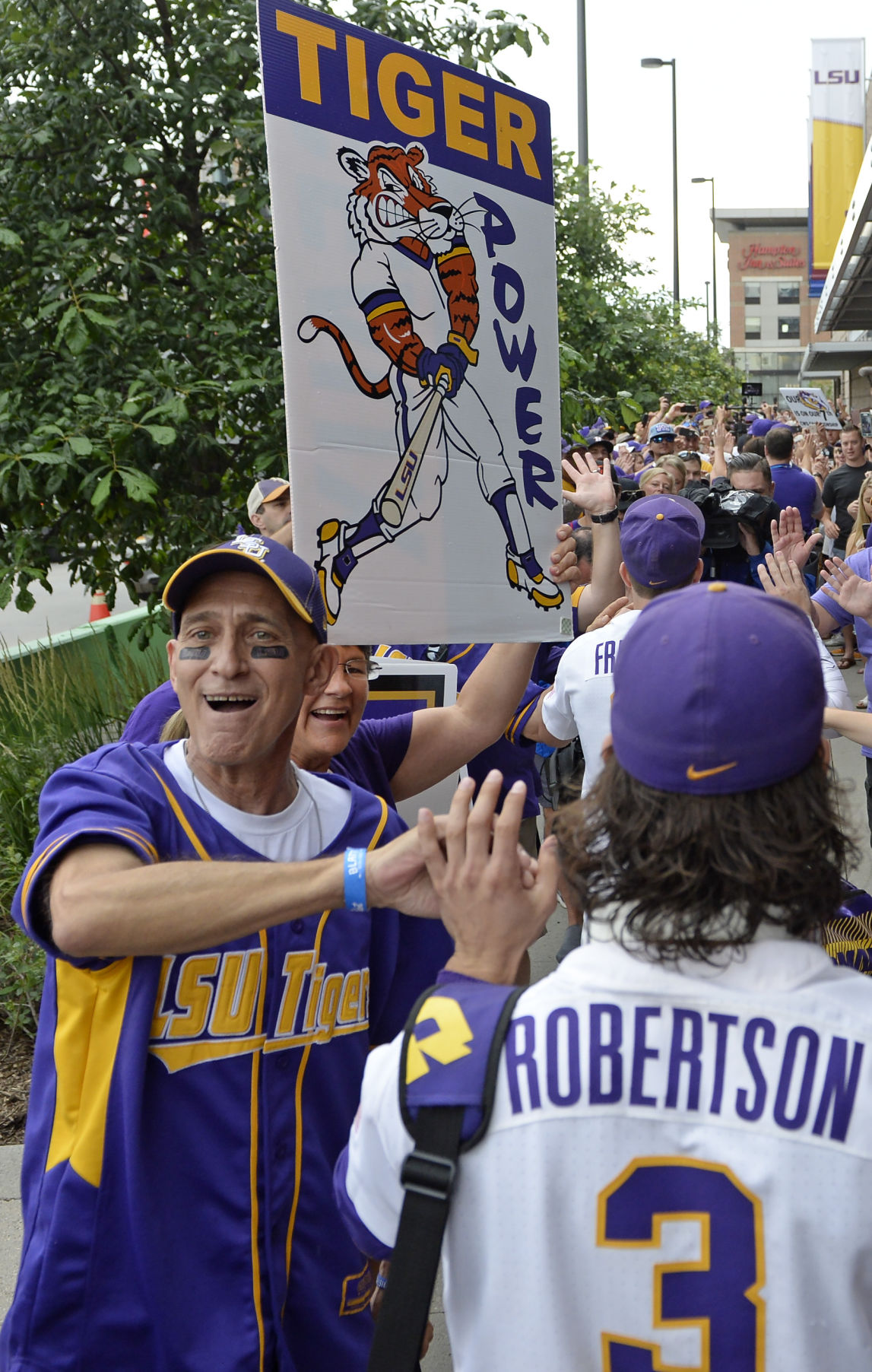 BR.lsufsu.061817 HS 279.JPG