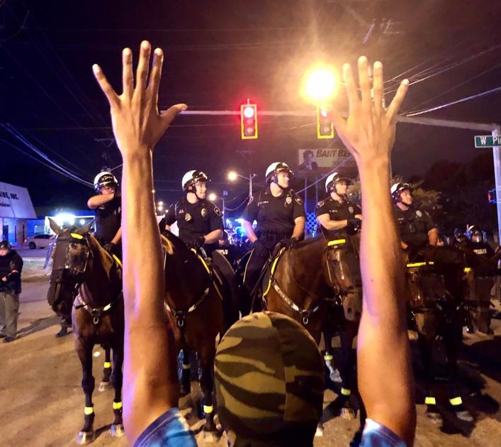 Protesters block Evangeline Thruway in wake of Lafayette ...