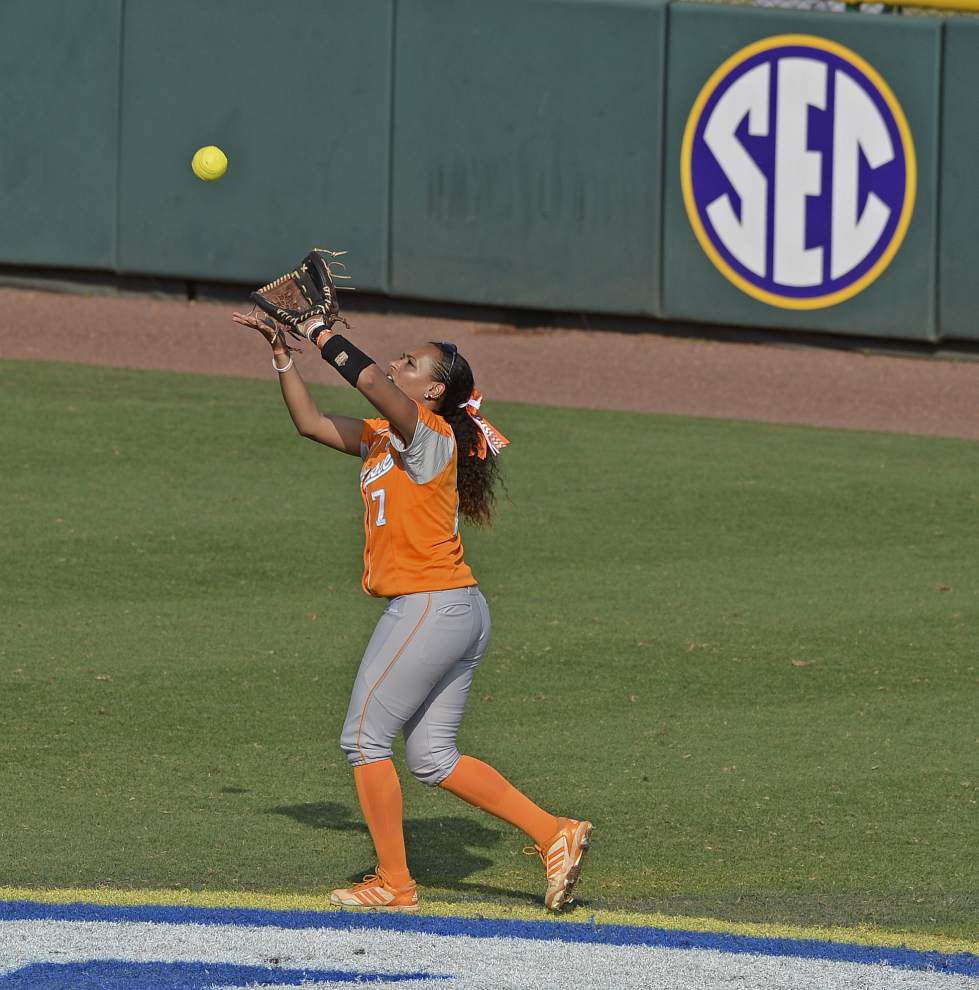 SEC softball tournament roundup Tennessee keeps rolling, dumps top
