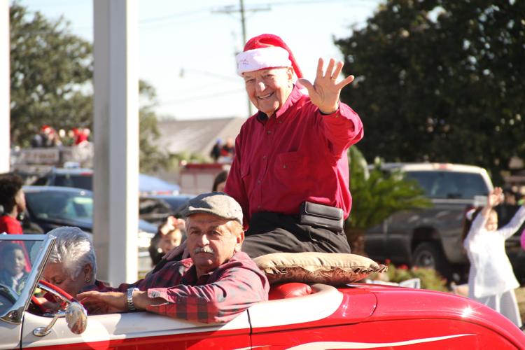 Jambalaya Festival Association's annual Christmas parade rolls through