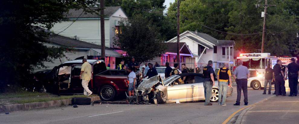 Report: Driver leads police on a chase across Baton Rouge, reaching speeds of over 120 mph _lowres