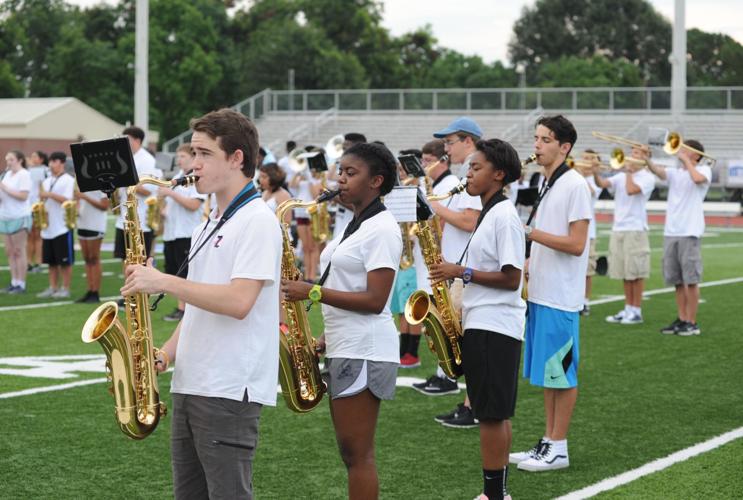 Zachary High's Band of Blue performs band camp showcase Zachary