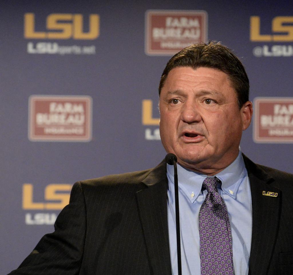 Northwestern Football: Former LSU Coach Ed Orgeron Has Clear Response to  Wild Rumors About Job - Sports Illustrated