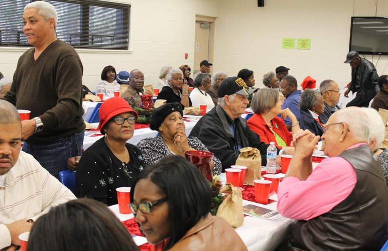 Seniors celebrate annual dinner Zachary