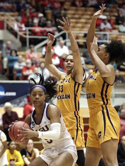 Ayana Mitchells Double Double Ignites Lady Tigers 62 57 Win Over Northern Colorado Lsu 