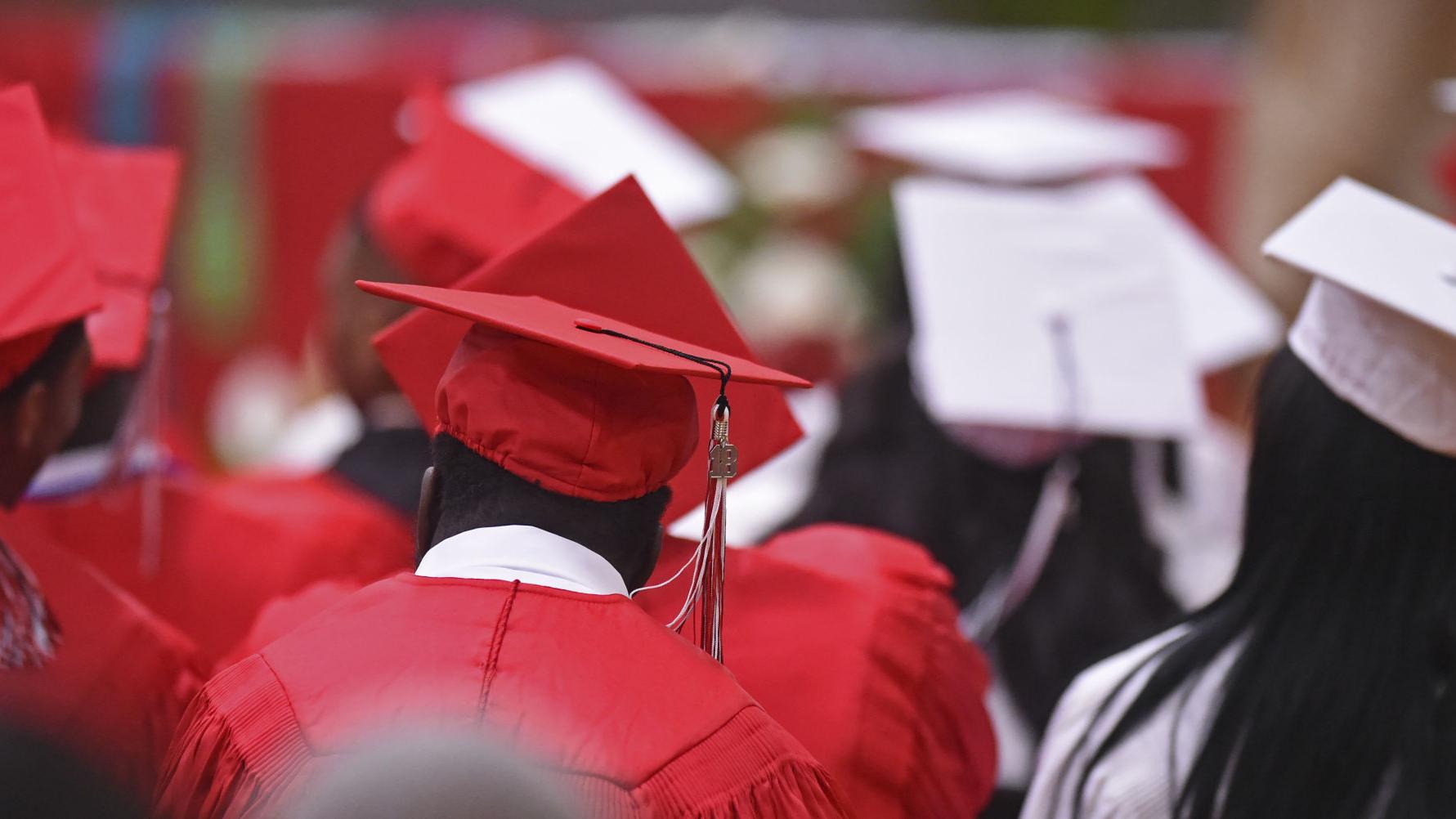 Donaldsonville High Class Of 2018 Honored With Awards Ascension Theadvocate Com Donaldsonville High Class Of 2022 Graduation
