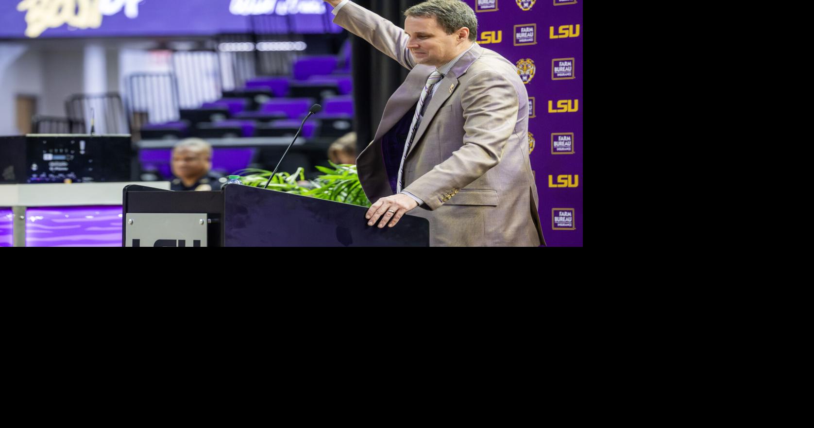 LSU’s Will Wade discusses his roster-building strategy with only one player currently committed