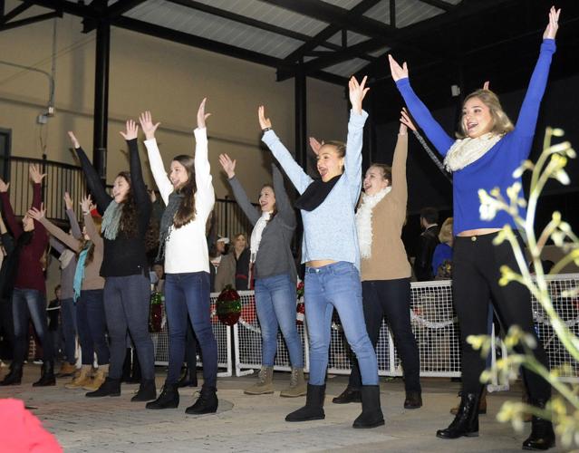 Gonzales lights up Jambalaya Park, Santa Ascension