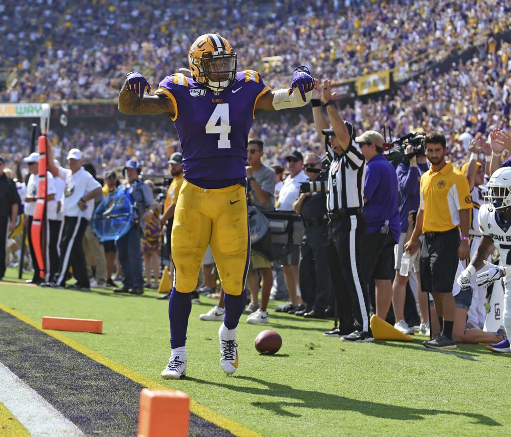 Lsu Dominates Utah State On Offense And Defense For Impressive Win