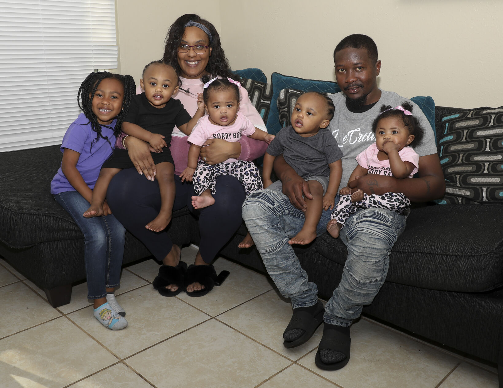A double-take: BR mother ready to deliver third set of twins to have six  kids under two Entertainment/Life