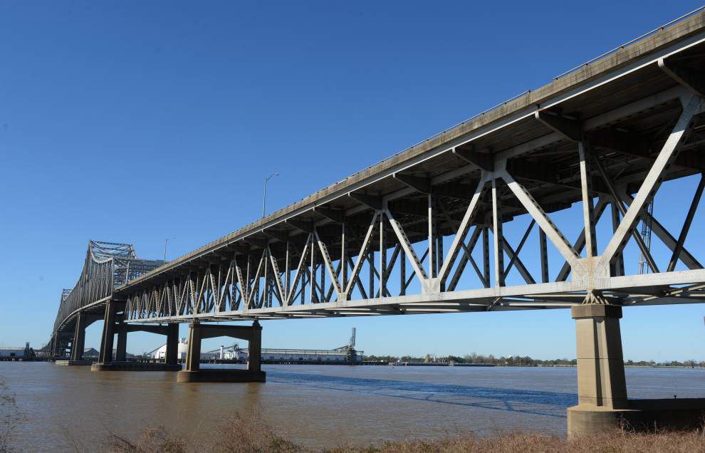 Mississippi River hits flood stage in Baton Rouge on Monday; decision on Bonnet Carré expected by Saturday _lowres