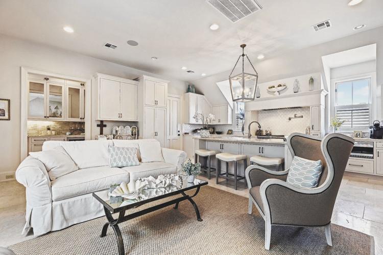 10 Country Club Place