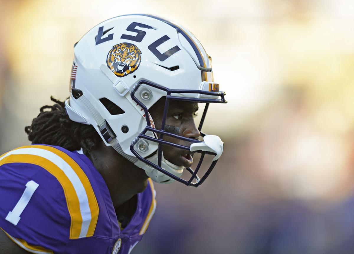 lsutroy.100117 HS 866.JPG