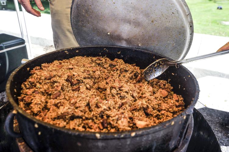 Jambalaya cooks 'Clash' for a cause at Baton Rouge benefit, tailgating