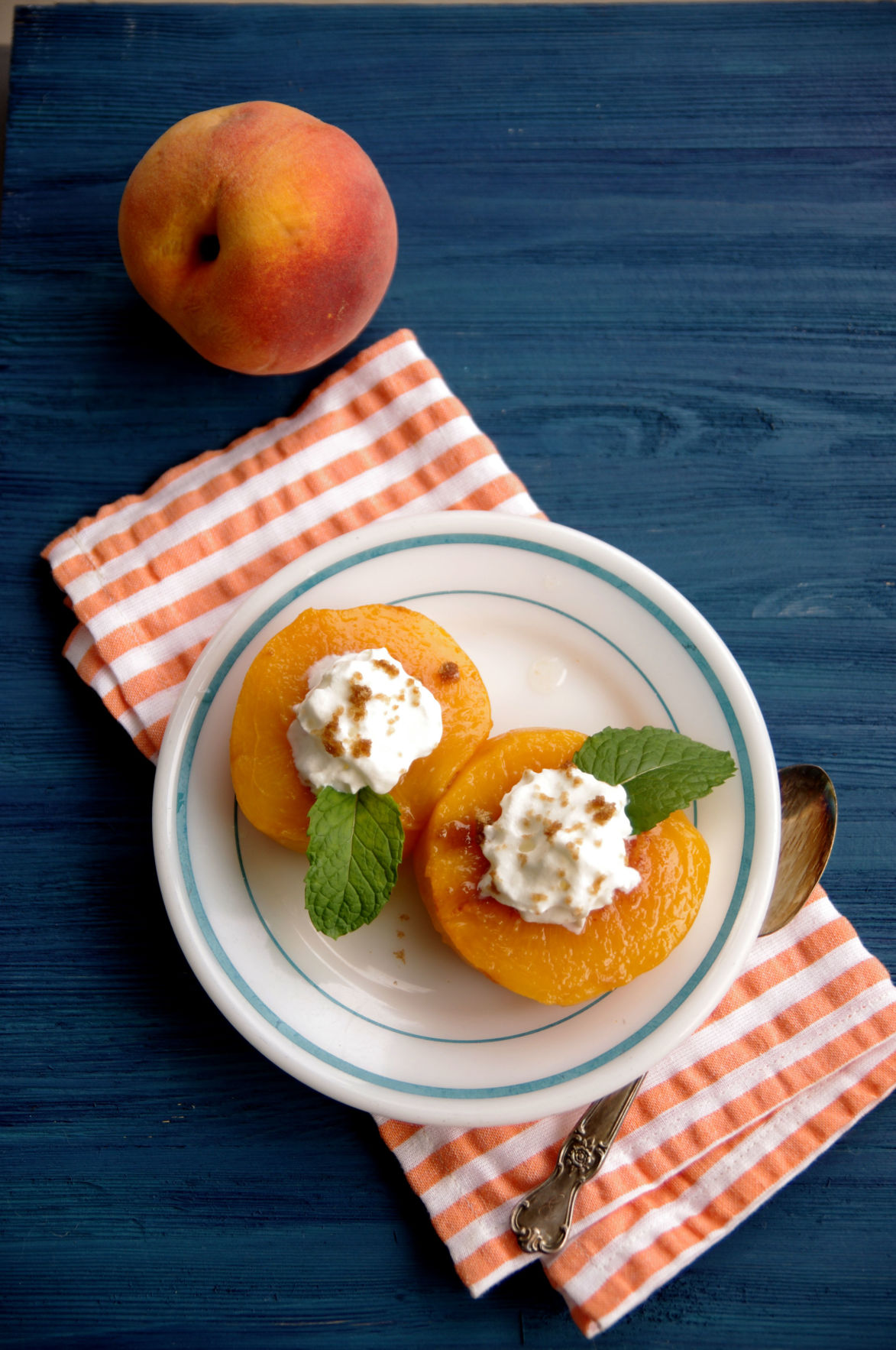 I Eat La. Poach peaches, pears for a taste of fall Food/Restaurants