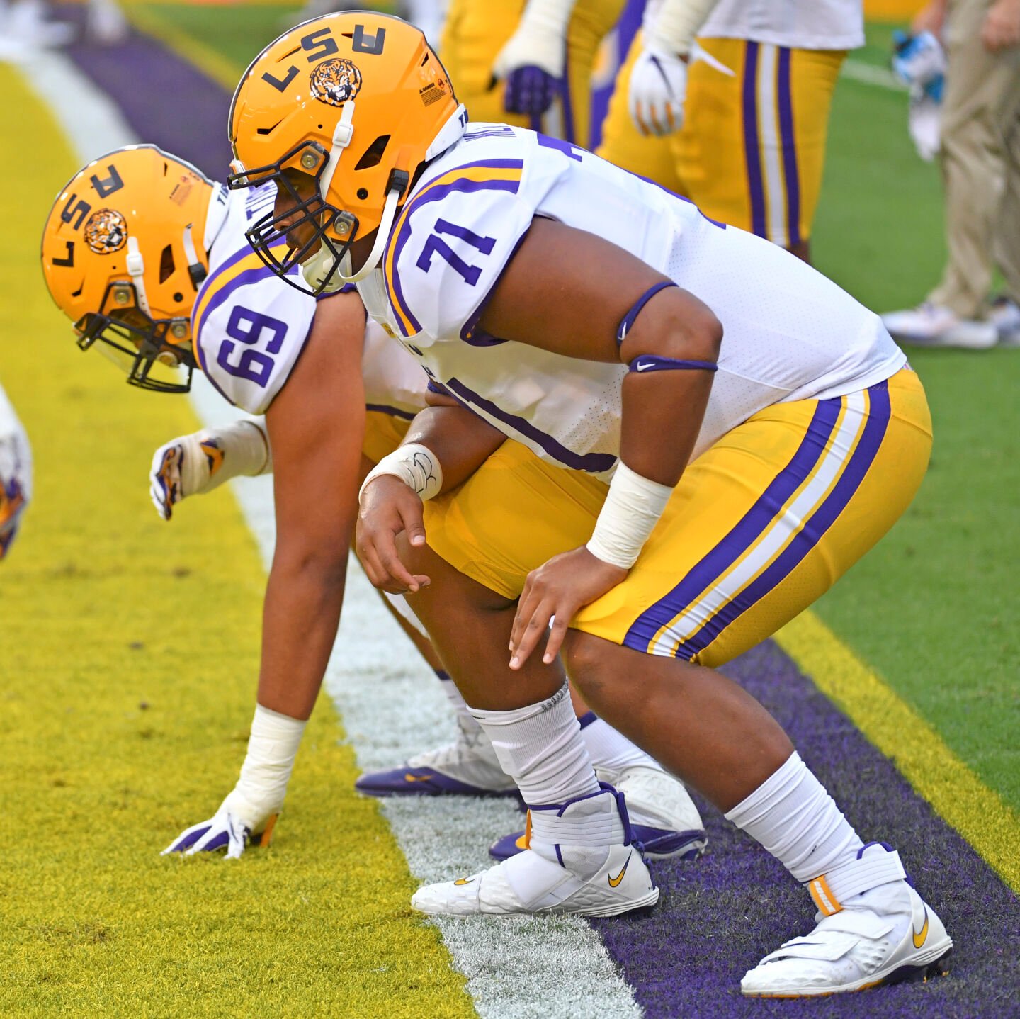 A Third Backup LSU Offensive Lineman Has Reportedly Entered The ...