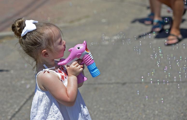 Denham Springs celebrates spring with downtown festival Livingston