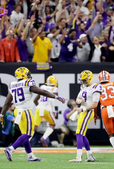 Joe Burrow smashes TD records, gets Drew Brees comparison ...
