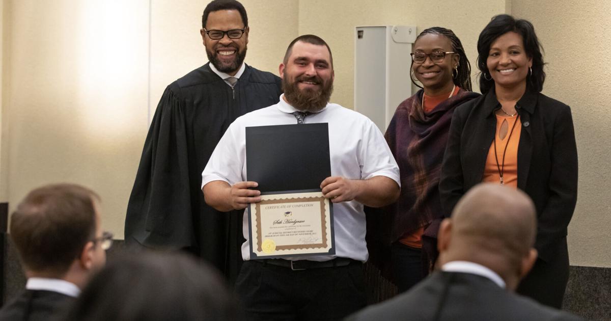Baton Rouge drug court strives to help those with addictions Courts Baton Rouge drug court strives to help those with addictions Courts