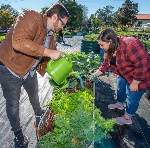 BR.lsugardenliv.112821 0066 bf.jpg