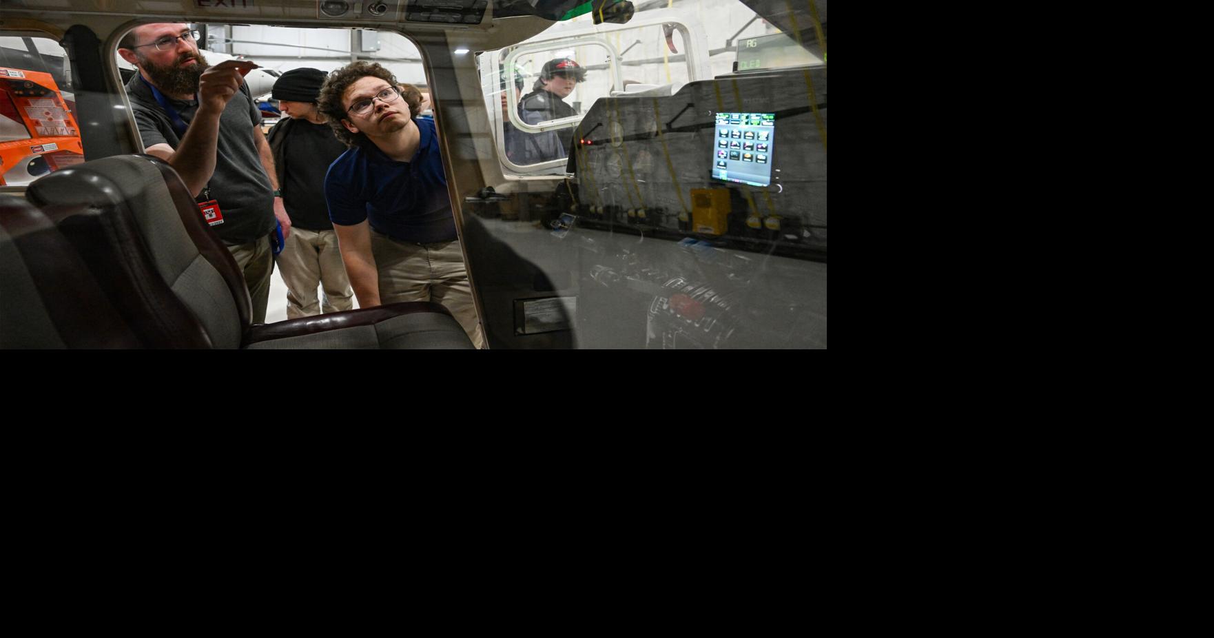 Student pilots: Aviation classes at this Louisiana high school teach teens how to fly