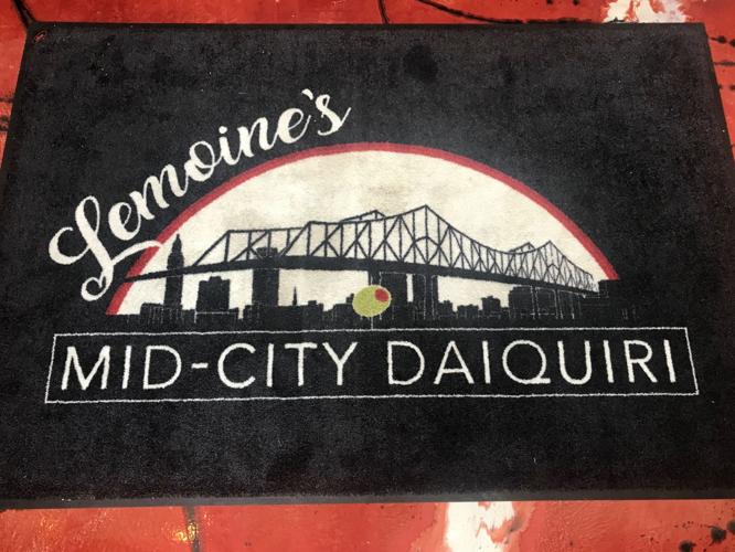 Joe Burrow and Tiger Blood Mural at Baton Rouge daiquiri shop grabbing