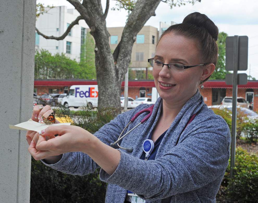 Butterflies released in Lafayette to honor organ, tissue and cornea donors _lowres