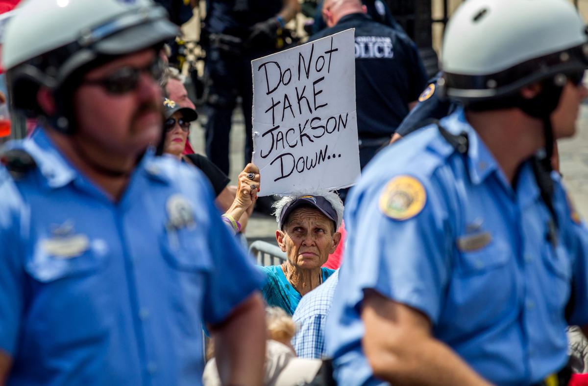 NO.takeemdown009.082017.jpg