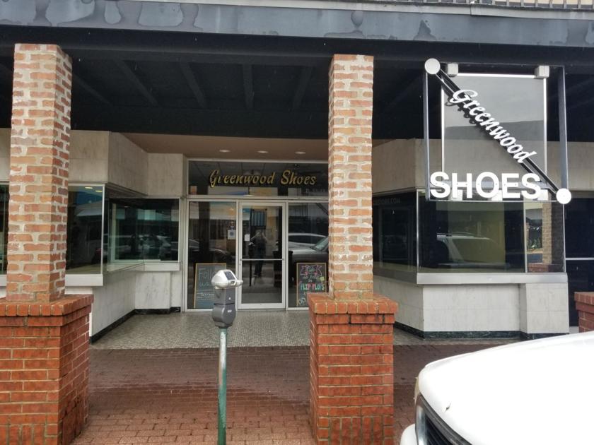 Both Lafayette locations of Greenwood Shoes closed ahead