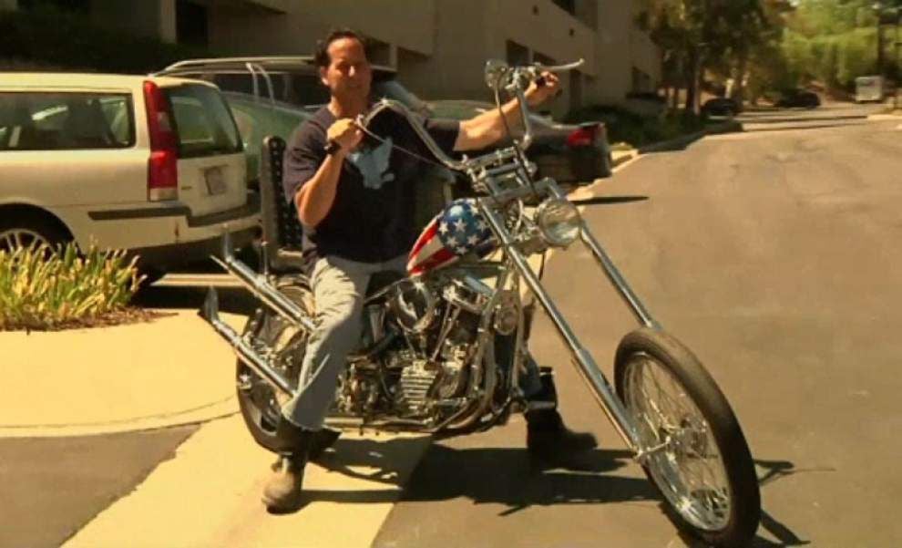 Bike from ‘Easy Rider’ going on auction block _lowres