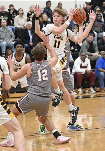 BR.dunhamuhigh.013126 HS 1123.JPG