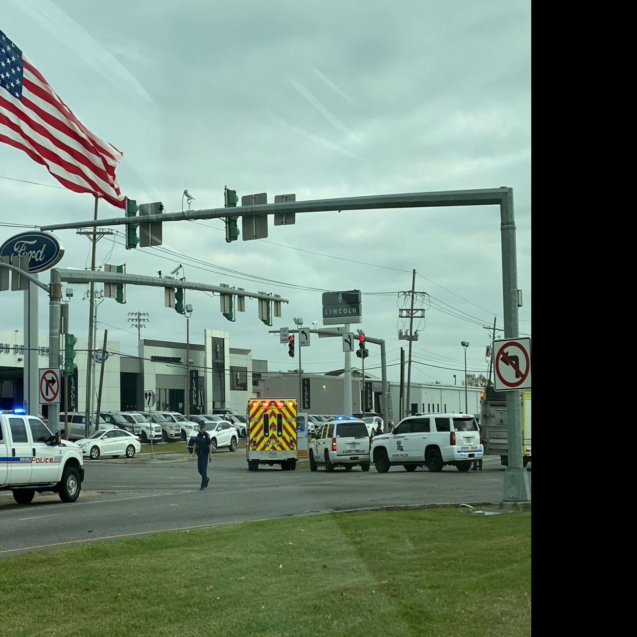 Bicyclist Dead After Striking Truck At Airline Highway And Siegen Lane Intersection Crime Police Theadvocate Com