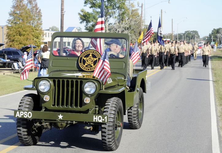 Ascension Veterans Associations parade rolls through Gonzales