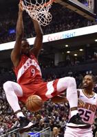 Suns Raptors Basketball
