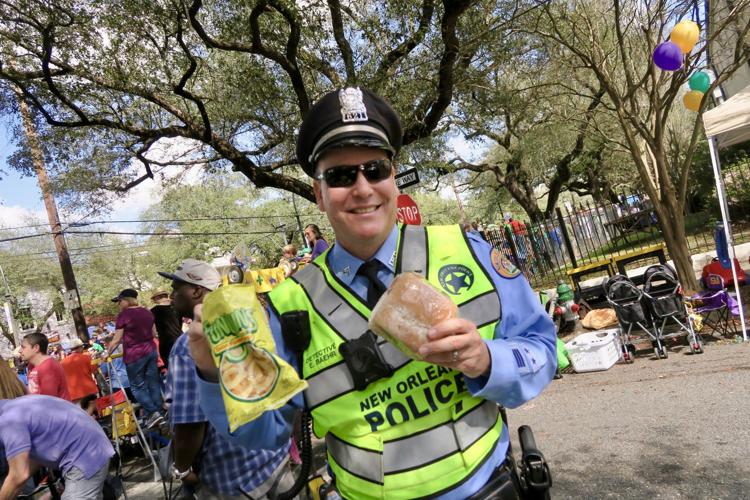 This special food truck feeds New Orleans on the Mardi Gras parade | Crime Police | theadvocate.com