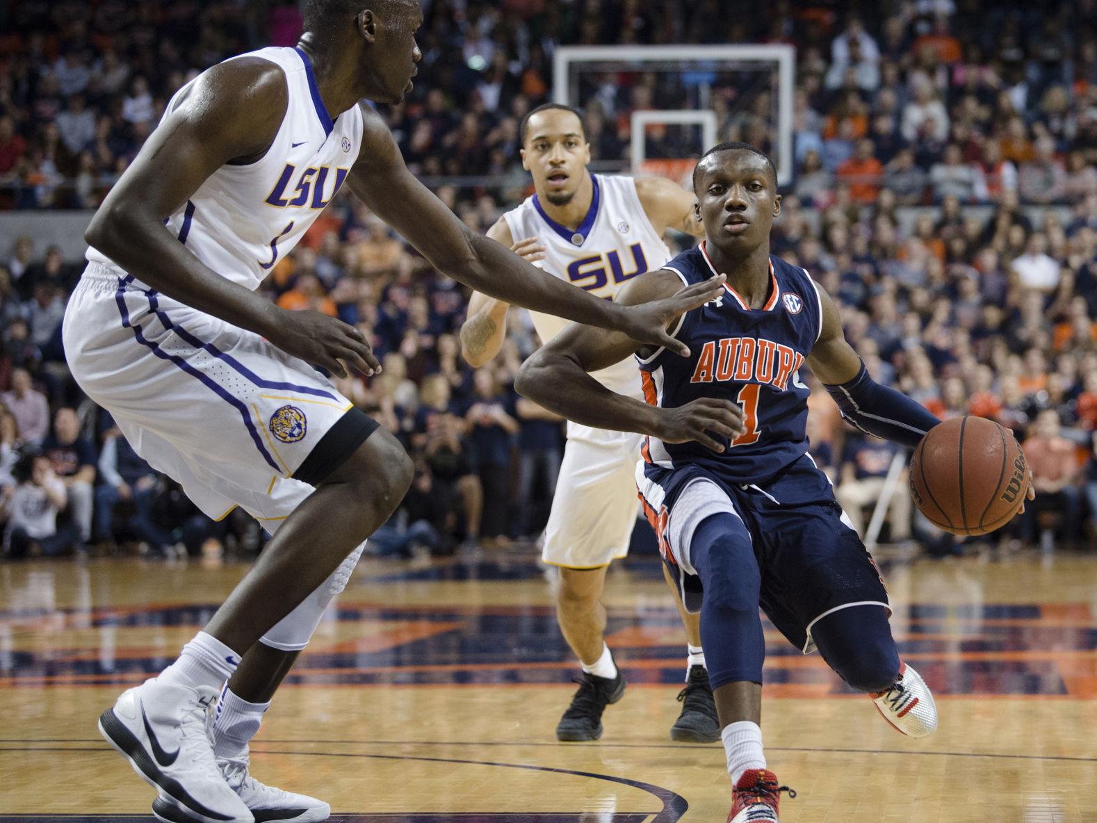 They Just Tore Us Apart Auburn S Long Range Shots Shut Lsu Out