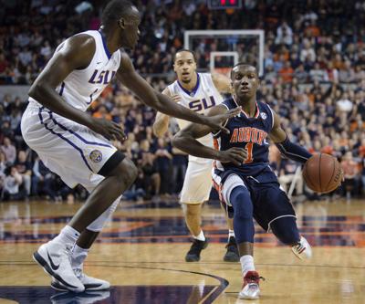 A Bad Night On The Plains Will Wade Frustrated After Lsu Is