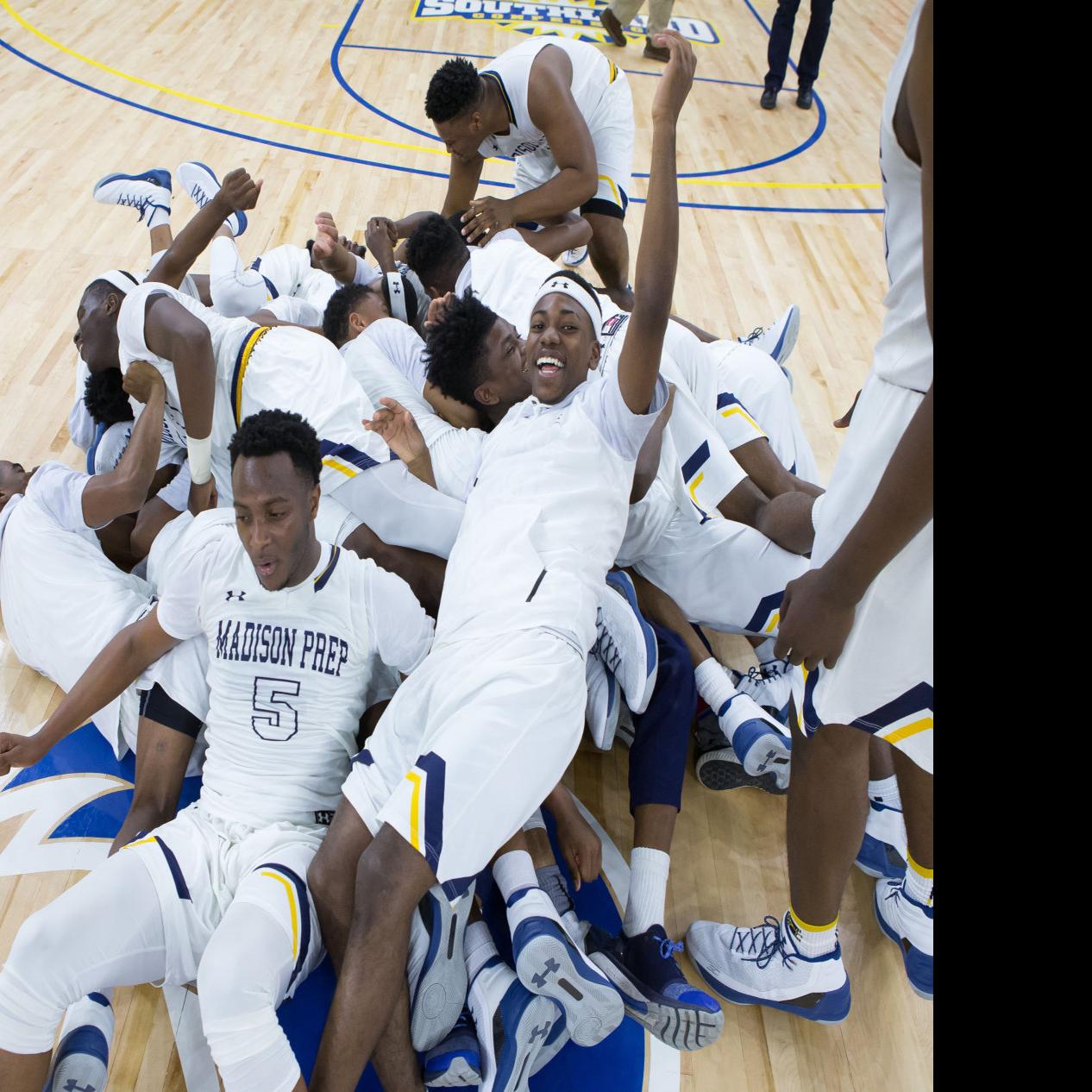 Madison Prep Holds Off Rayville To Capture Class 2a Title Again