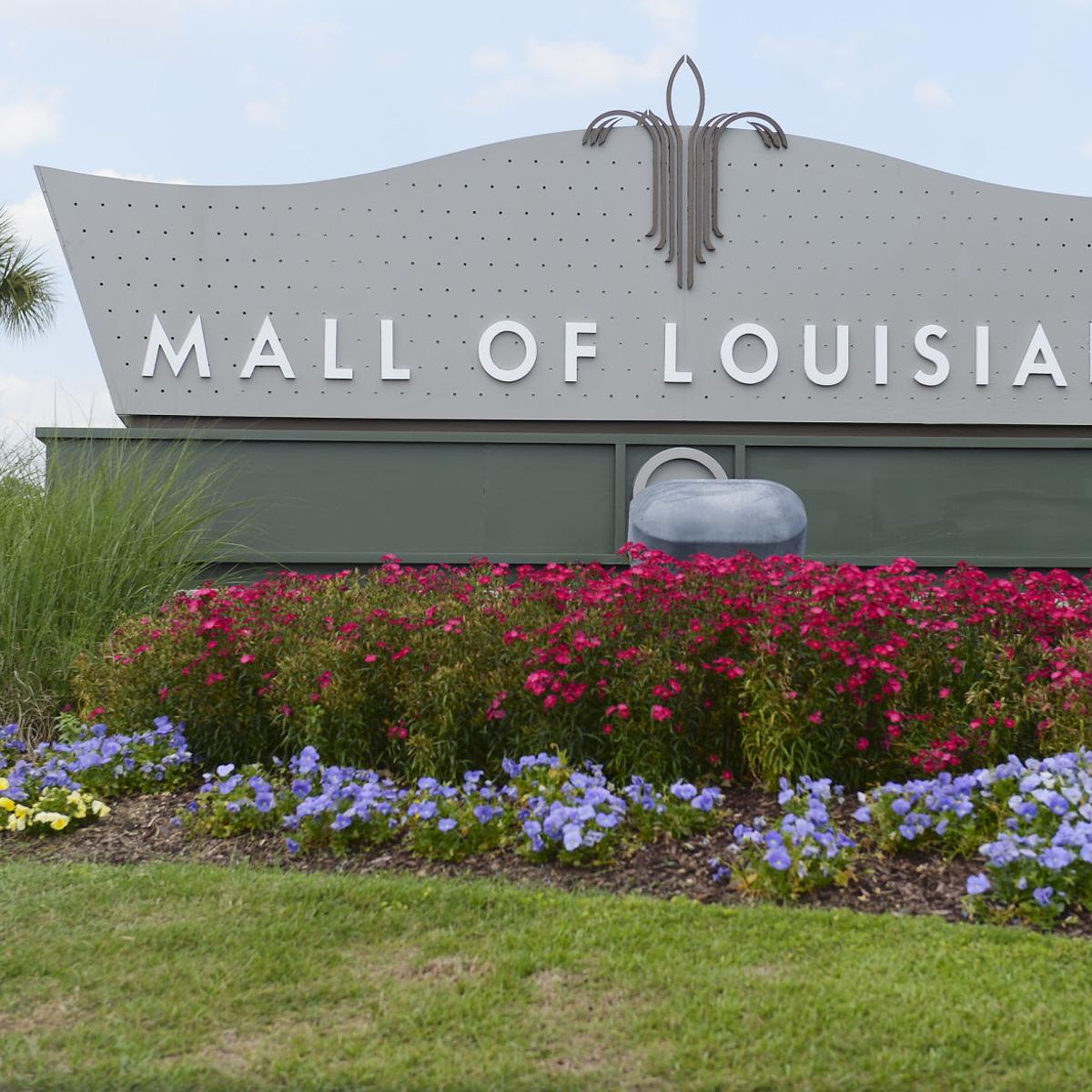 Coronavirus Leads National Retailers To Temporarily Close Mall Of