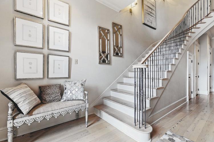 No. 10 Country Club Place