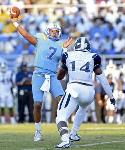 Austin Howard’s career day sends Southern to 50-31 victory over Jackson ...