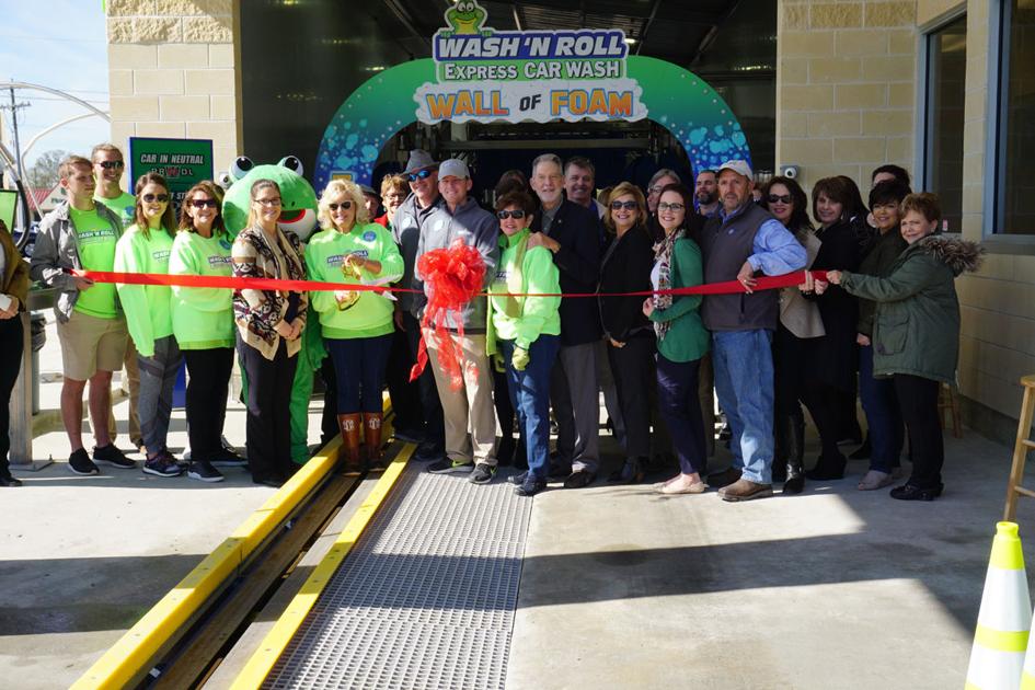 Wash �N Roll Express Car Wash holds ribbon cutting