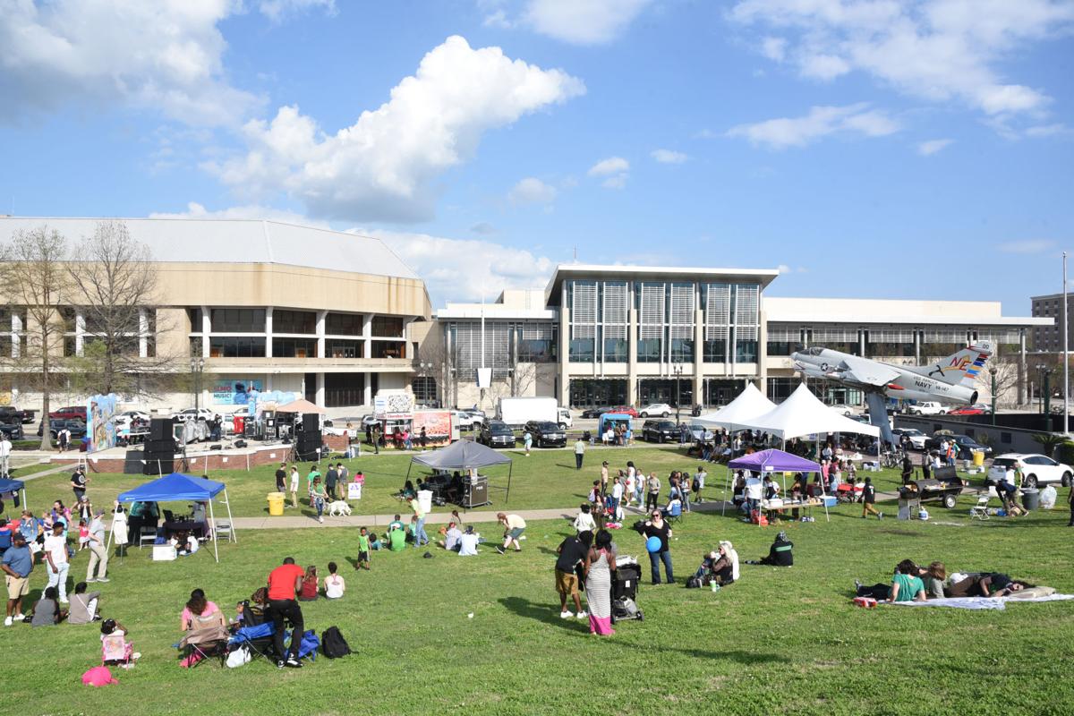 BR.bloomfest.031917 750_6454.jpg