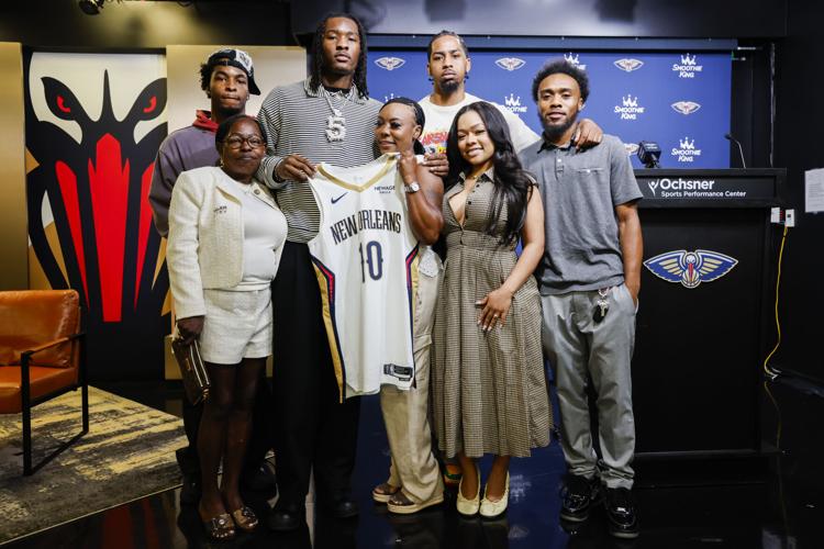 NO.pelicansjaron.adv.06.JPG