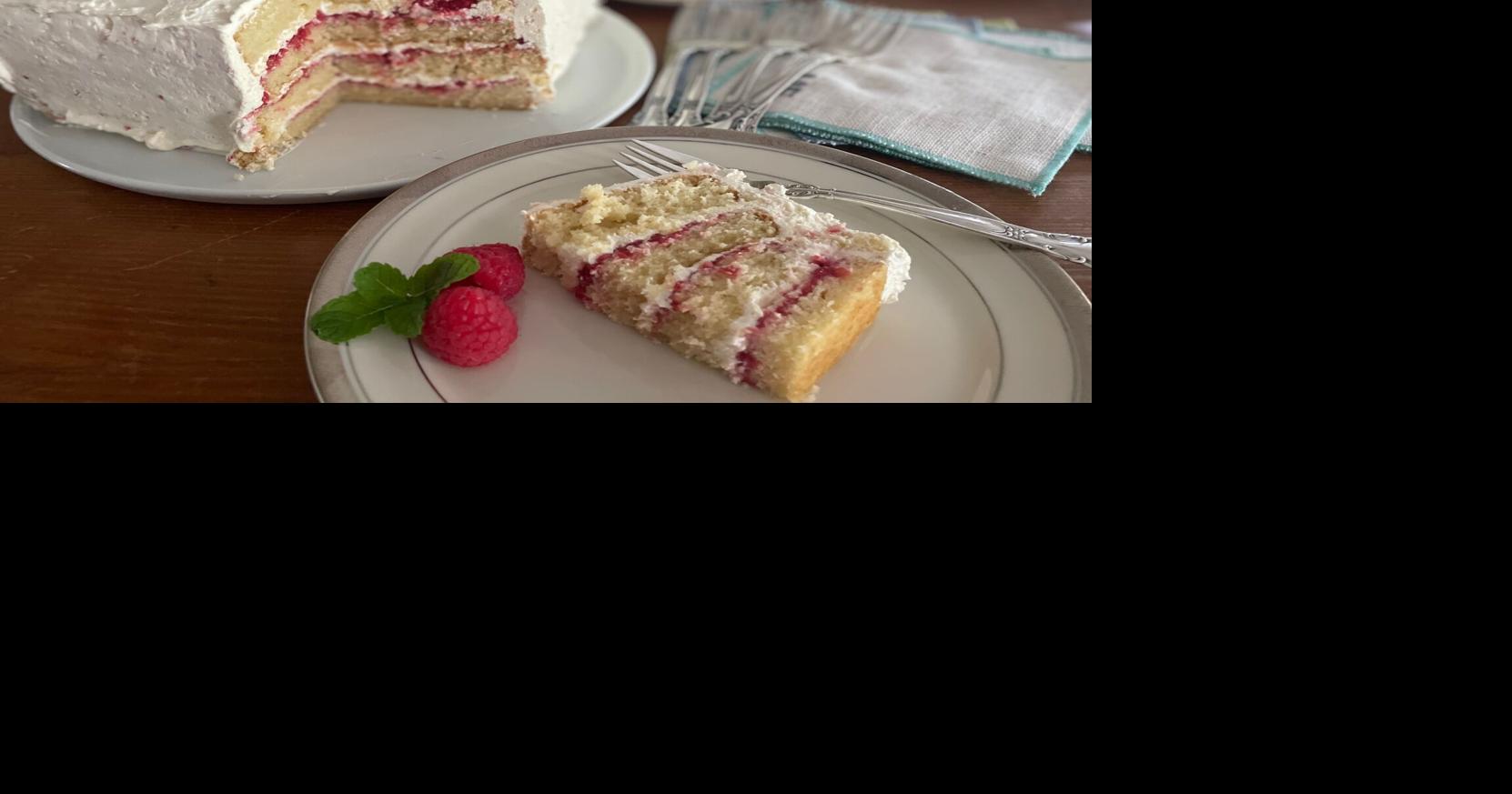 La. Bakes: A homemade touch is the icing on these two celebratory cakes