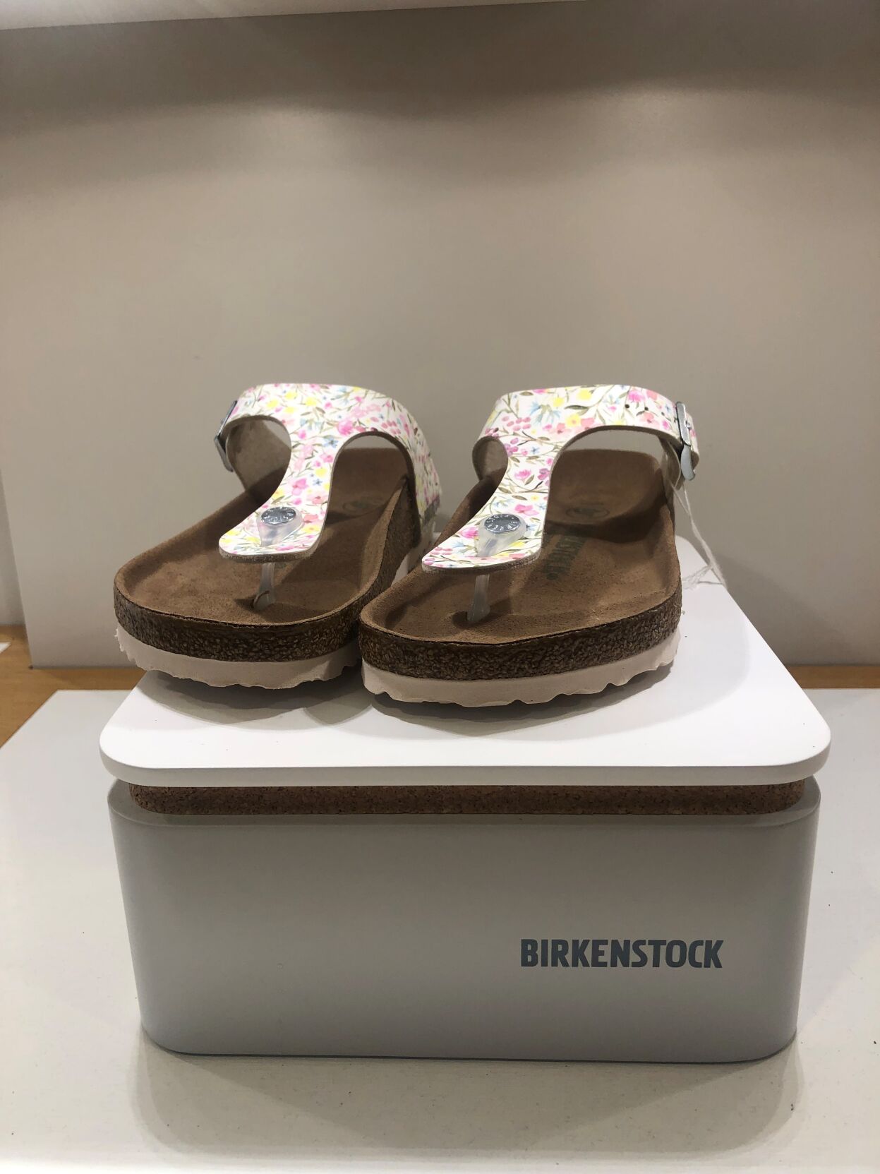 Shoe discount station birkenstocks