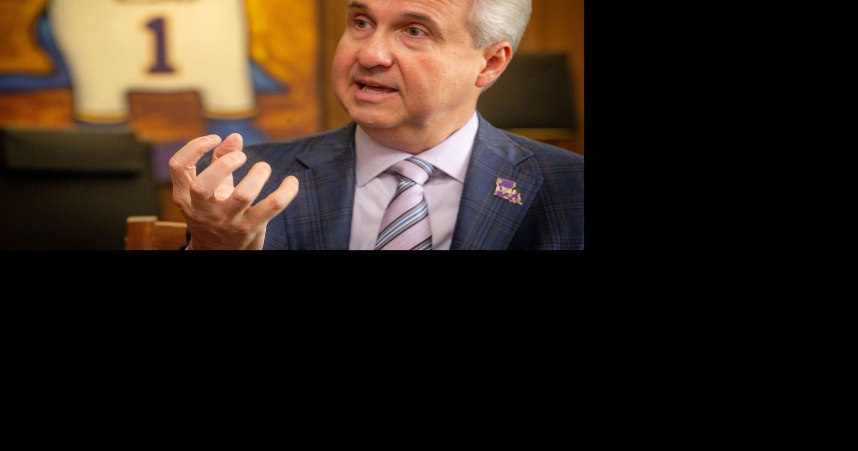 Scott Rabalais: Speculation runs rampant as to what LSU athletic booster meeting will bring