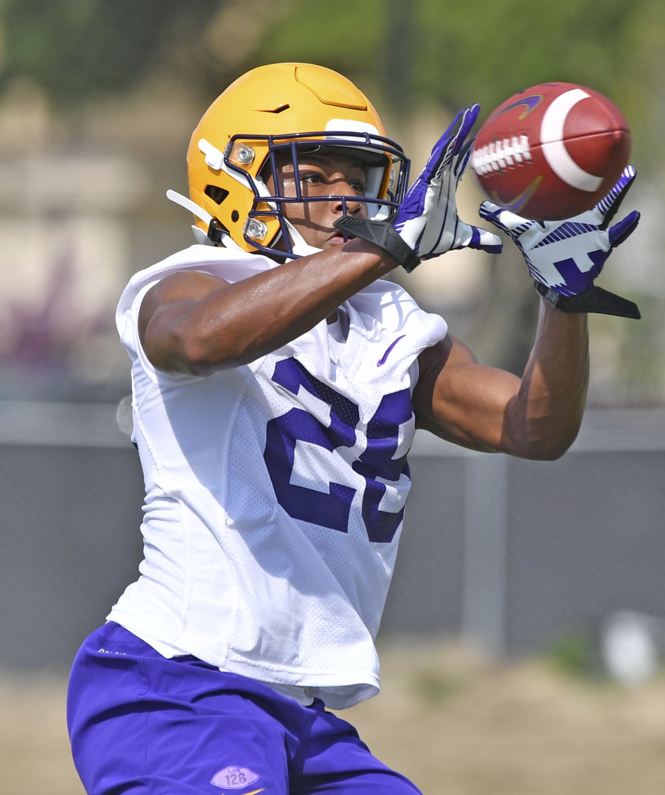 LSU signee Derek Stingley, Jr. hits the practice field two days